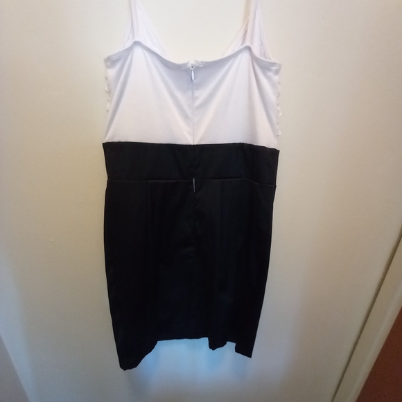 AUW Black & White Dress - Picture 3 of 5